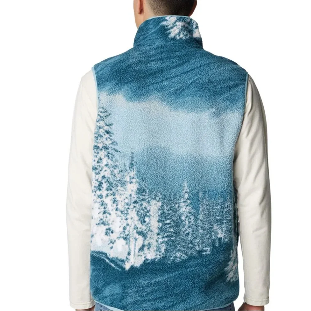 Columbia, Helvetia vest ski print blue button front Sherpa Size, M